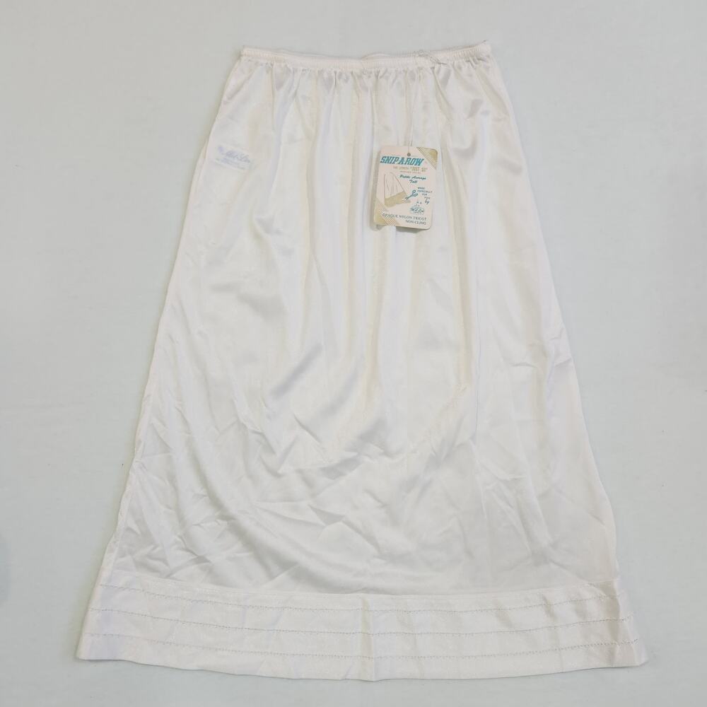 Vintage Mel-lin Dead Stock 1970's Snip a Row Satin Slip Skirt Size Small